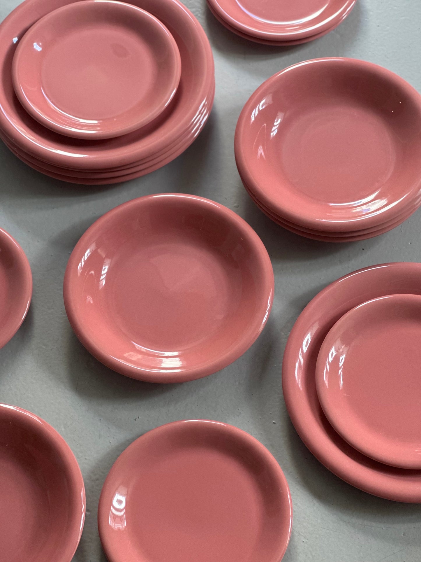 Chunky Lyserøde Tallerkener