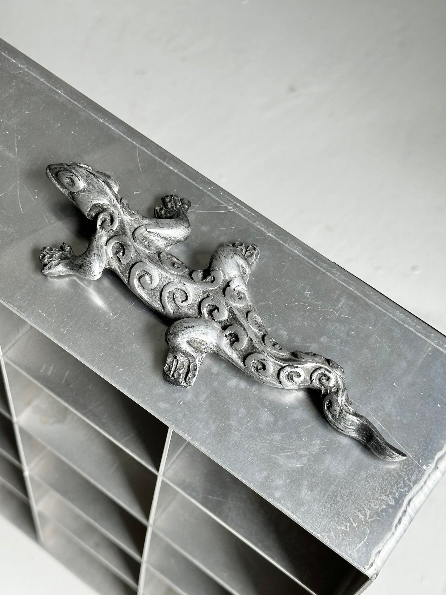 Salamander Skulptur