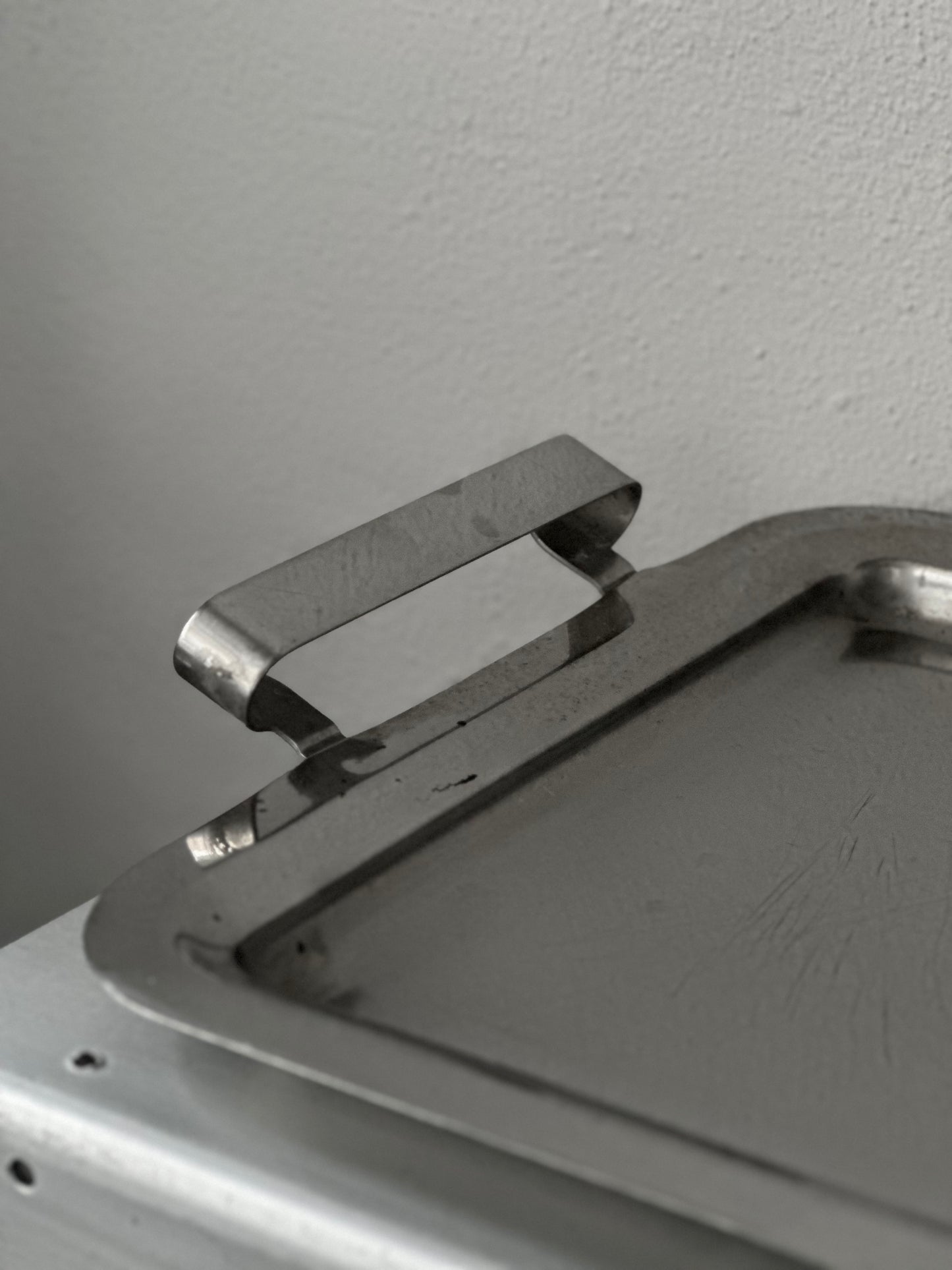 Italiensk Vintage Stål Bakke