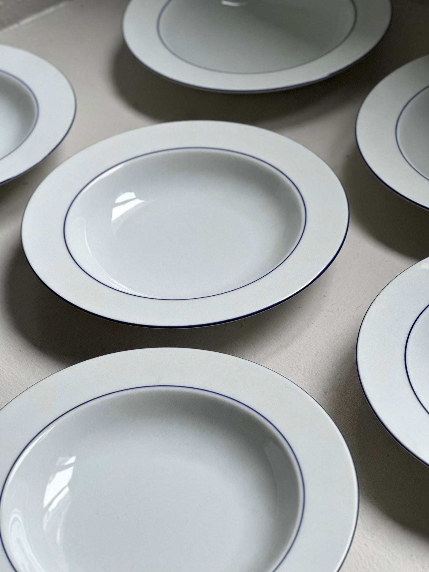 Dybe Bistro Tallerkener