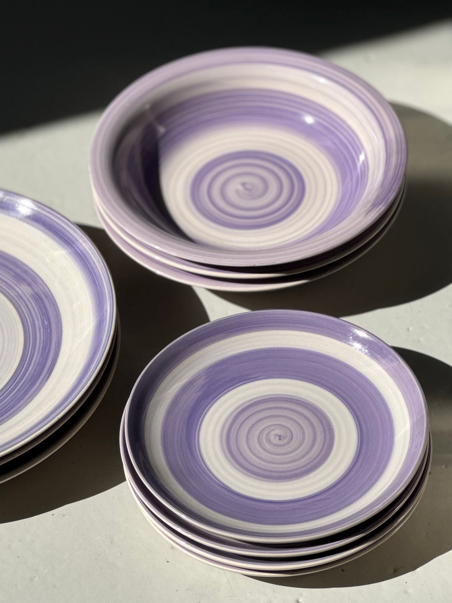 Lilla Swirl Tallerkener