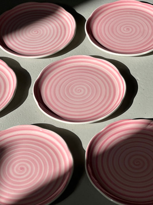 Lyserøde Swirl Frokosttallerkener