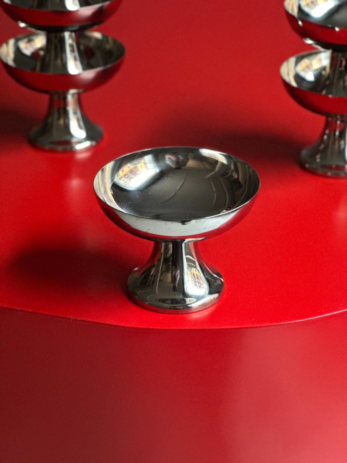 Høje Vintage Stål Skåle På Fod