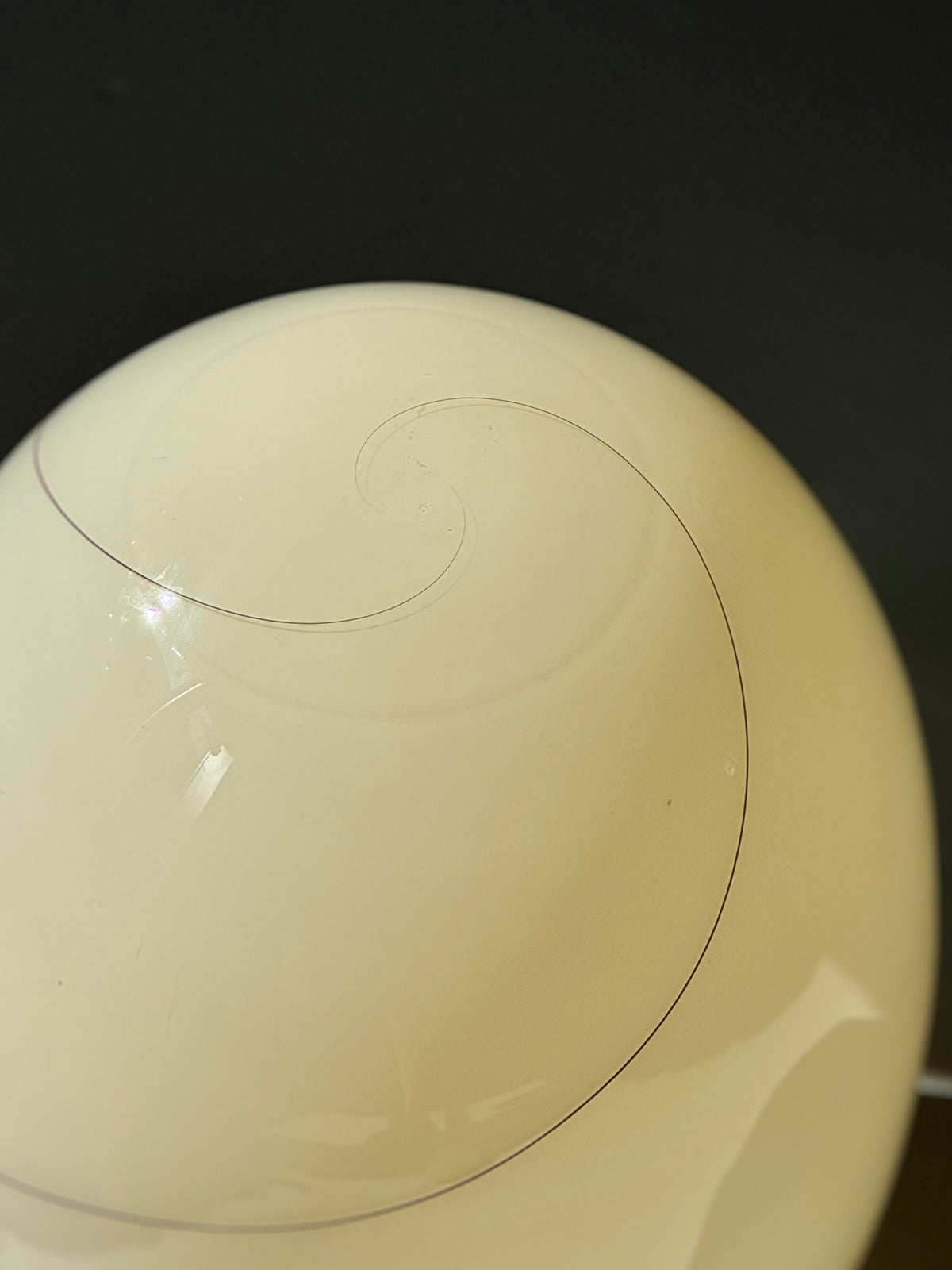 Vintage Murano - Creme Swirl