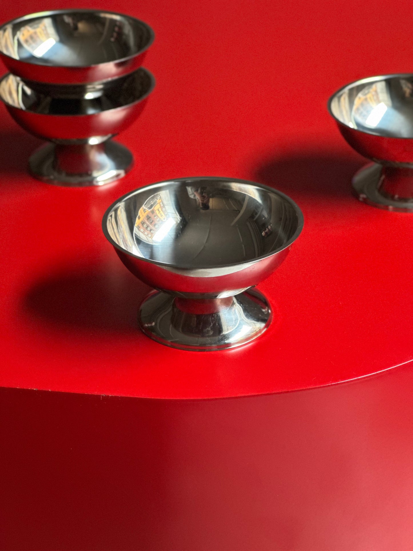 Vintage Stål Skåle På Fod - u. Mønster