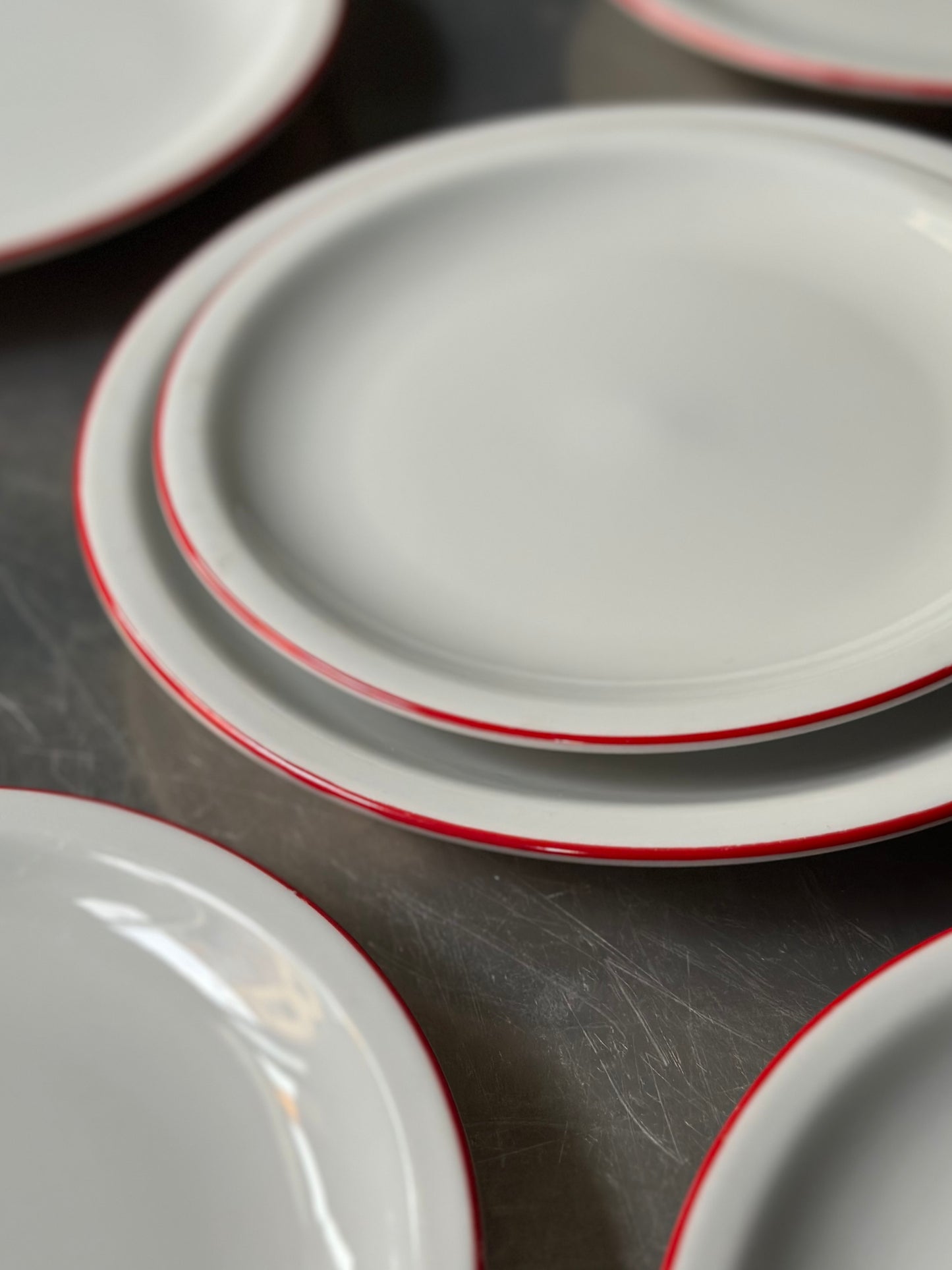 Italiensk Bistro Stel - Rød Kant