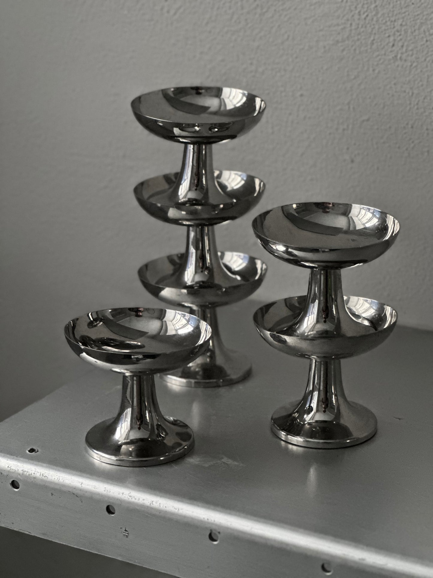 Italienske vintage steel cups #1