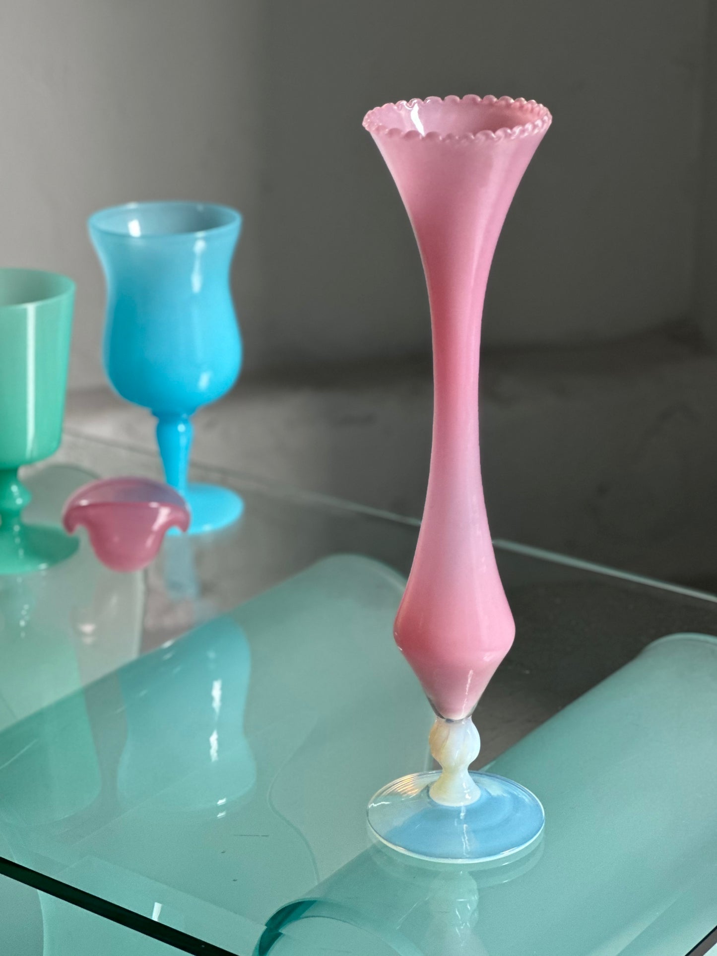 Høj Lyserød Italiensk Vase