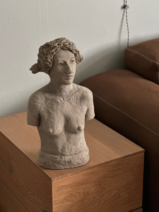 Vintage Buste