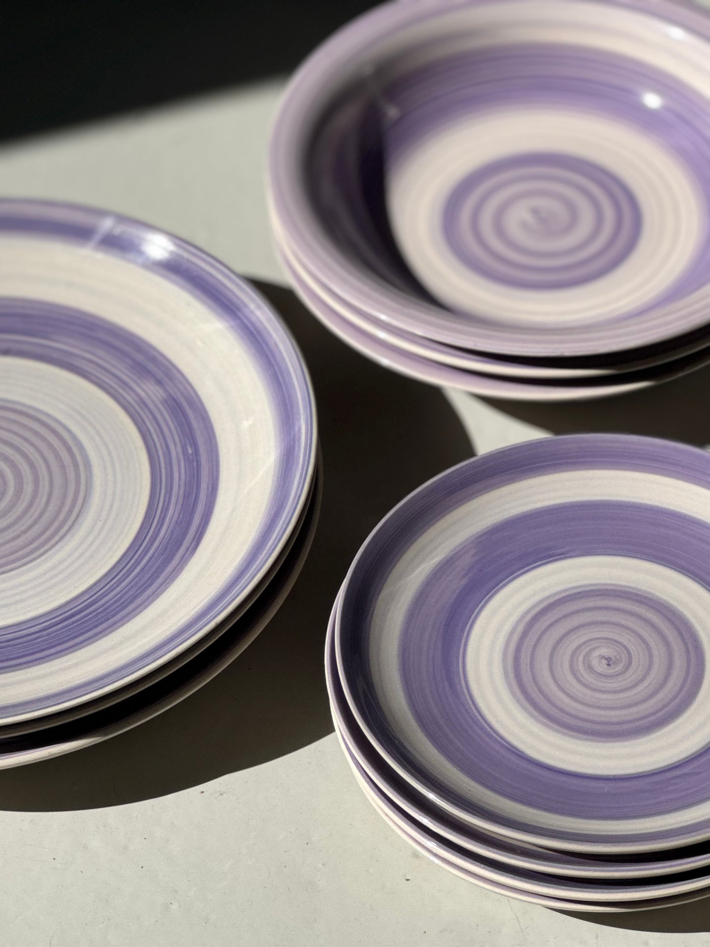 Lilla Swirl Tallerkener