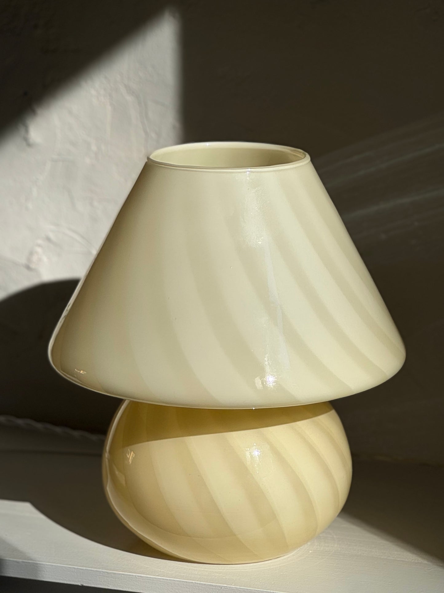 Vintage Murano Mushroom Bordlampe - Lysegul