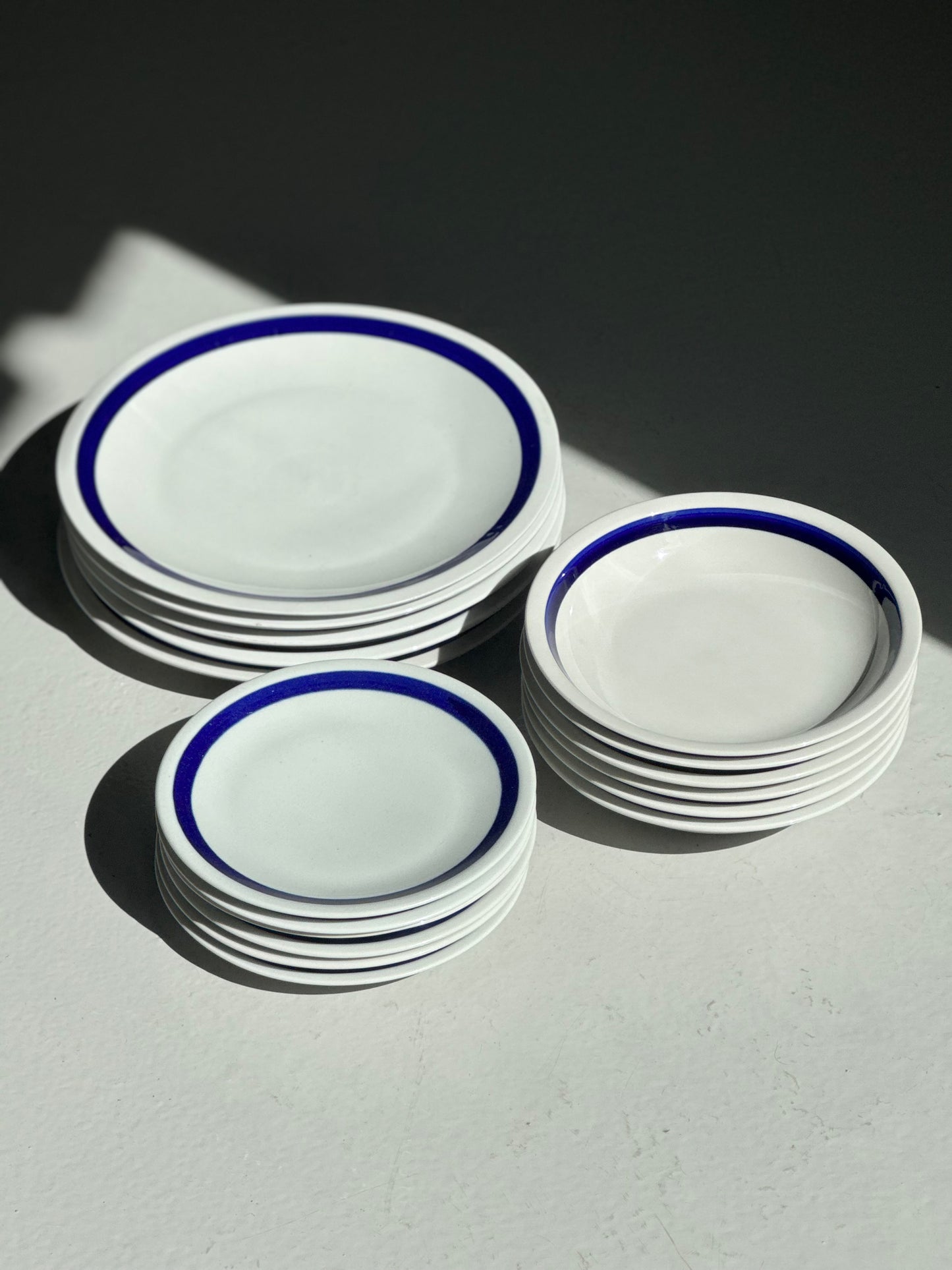 Bistro Tallerkener - Blå Kant