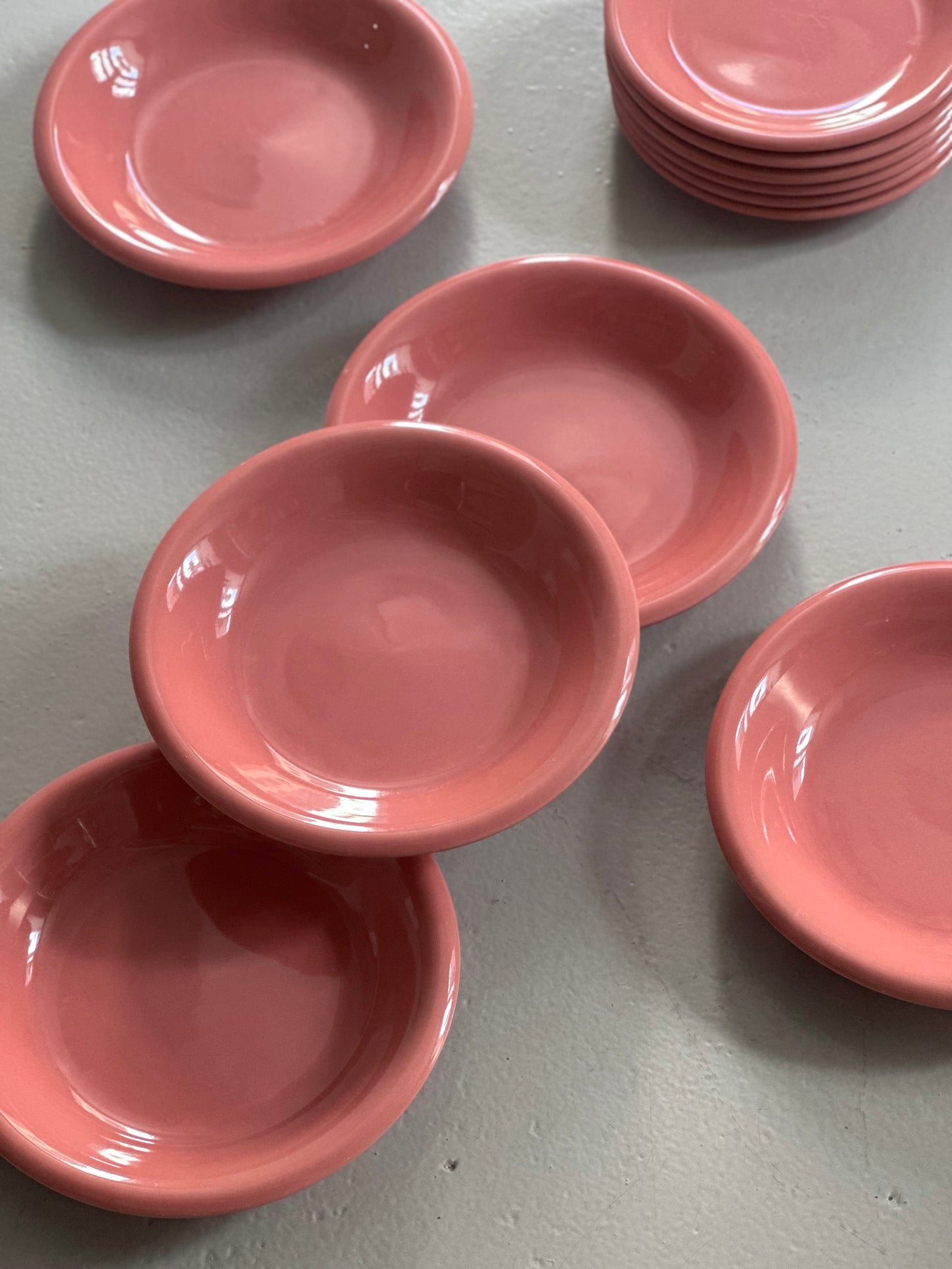 Chunky Lyserøde Tallerkener