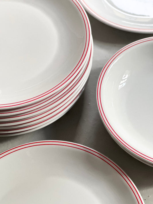 Italiensk Bistro Stel - Dobbelt Rød Kant