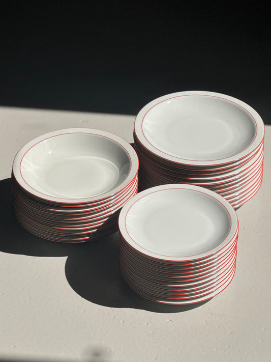 Røde Bistro Tallerkener - Dobbeltkant