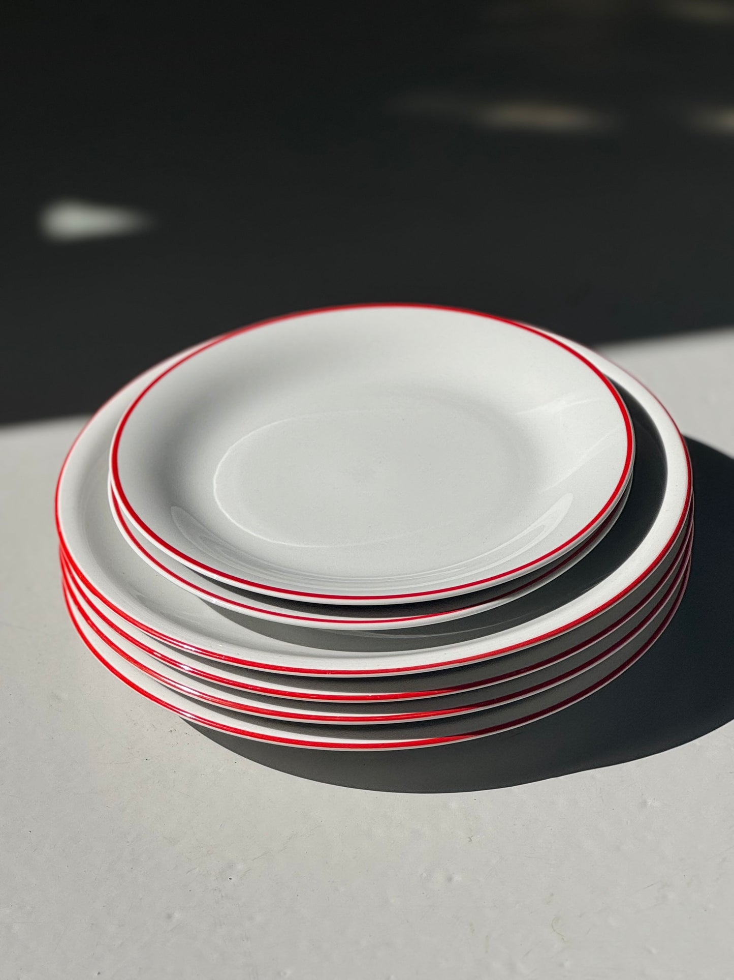 Bistro Tallerkener - Rød Kant