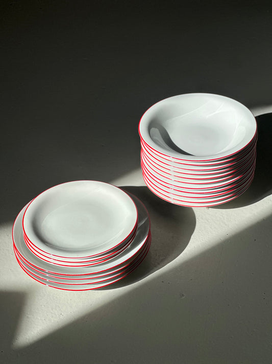 Vintage Bistro Tallerkener - Rød Kant