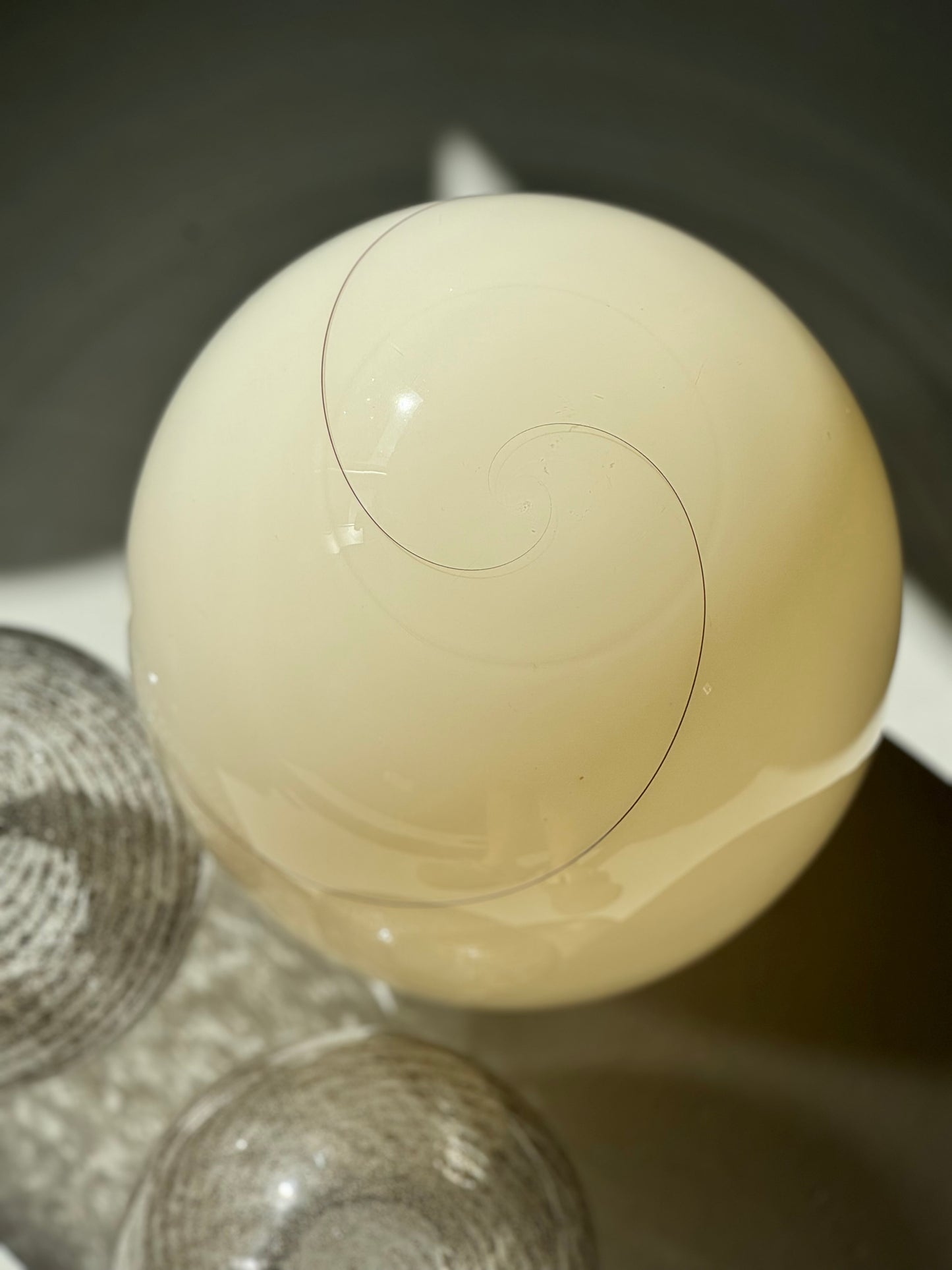 Vintage Murano - Creme Swirl