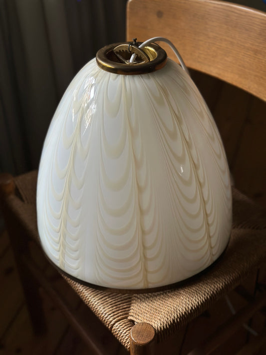 Vintage Murano Creme ‘Peacock’ Pendel